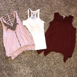 Women’s tank top bundle